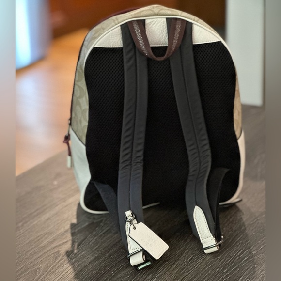 RARE COACH!! Vale Charlie Backpack In Signature Canvas With Rexy By Guang Yu - Picture 3 of 7